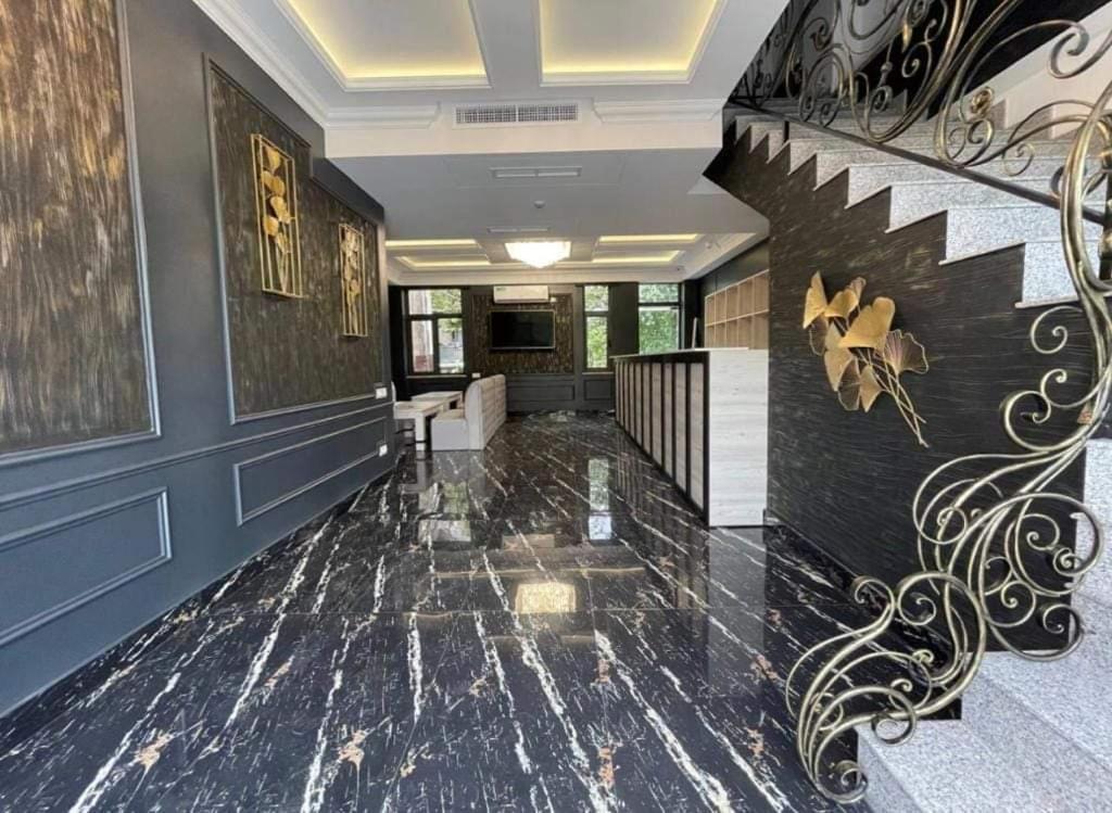 יירבאן Days Hotel מראה חיצוני תמונה